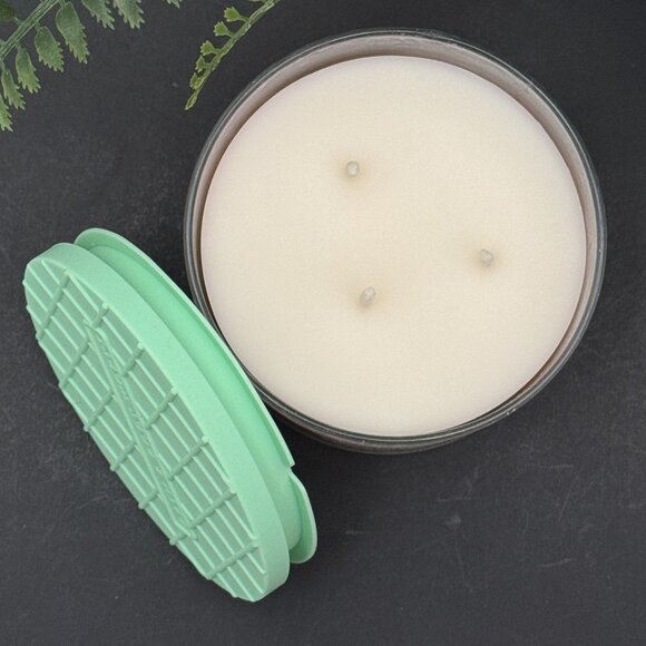 BBW Neapolitan Ice Cream Bath & Body Works 3 Wick Candle - Picture 6 of 10